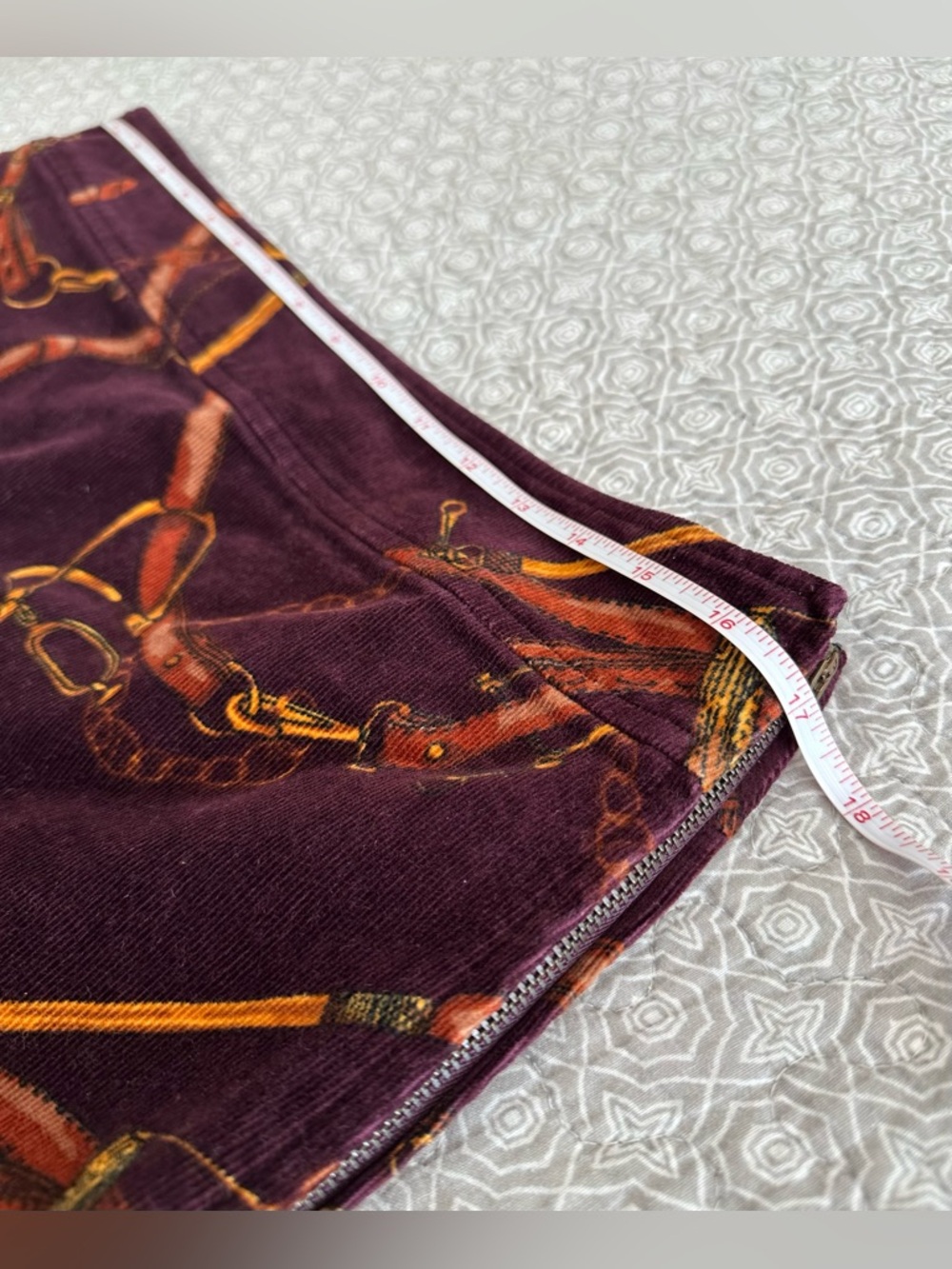 TALBOTS Corduroy Horse Bit Equestrian Mini Skirt Preppy Classic Burgundy Size 8 - Picture 7 of 9